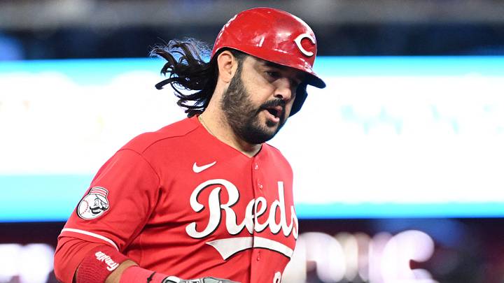 Sep 25, 2026; Toronto, Ontario, CAN; Cincinnatoi Reds third baseman Eugenio Suarez (28) rounds the bases after hitting a solo home run against the Toronto Blue Jays in the second inning at Rogers Centre. Mandatory Credit: Dan Hamilton-Imagn Images Sep 25, 2026; Toronto, Ontario, CAN; Cincinnatoi Reds third baseman Eugenio Suarez (28) rounds the bases after hitting a solo home run against the Toronto Blue Jays in the second inning at Rogers Centre. Mandatory Credit: Dan Hamilton-Imagn Images