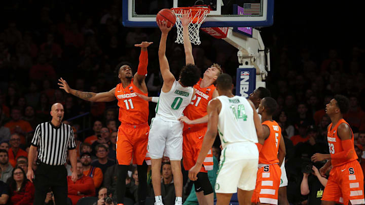This Sunday afternoon, Syracuse basketball will play Pac-12 Conference school Oregon in a juicy non-conference encounter that will transpire in South Dakota.