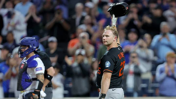 Sep 14, 2026; New York City, New York, USA; Baltimore Orioles first baseman Pete Alonso (25) acknowledges the fans before his first at bat during the first inning against the New York Mets at Citi Field. Mandatory Credit: Brad Penner-Imagn Images