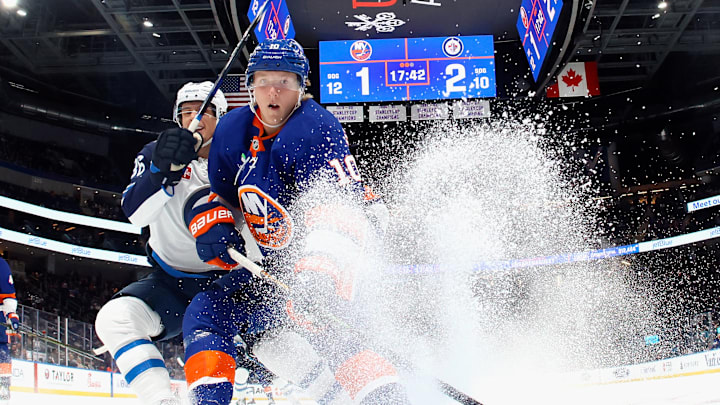 Winnipeg Jets v New York Islanders Winnipeg Jets v New York Islanders