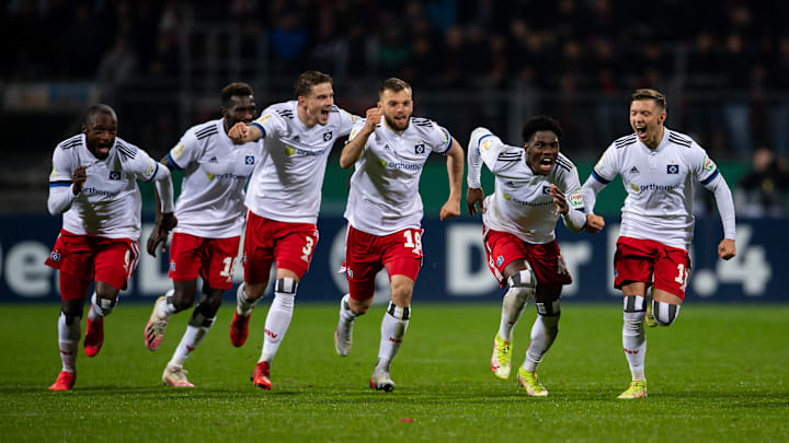 So wie hier (nach dem Pokalsieg in Nürnberg) wollen die HSV-Spieler künftig noch viel öfter als bislang jubeln