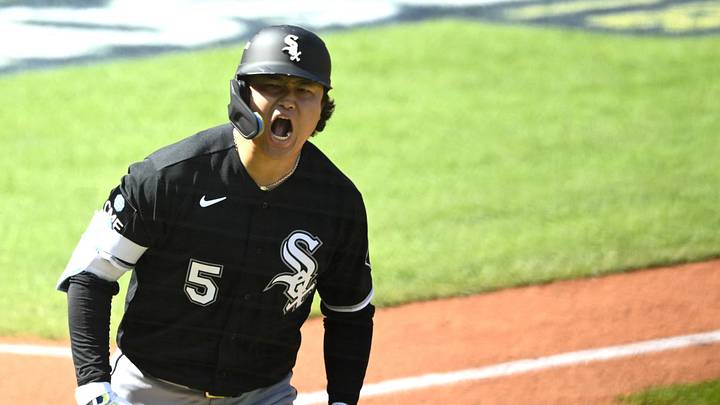 Oct 3, 2026; Cleveland, Ohio, USA; Chicago White Sox first baseman Munetaka Murakami (5) celebrates after hitting a two run home run during the fourth inning against the Cleveland Guardians in game one of the ALDS for the 2026 MLB Playoffs at Progressive Field. Mandatory Credit: David Richard-Imagn Images Oct 3, 2026; Cleveland, Ohio, USA; Chicago White Sox first baseman Munetaka Murakami (5) celebrates after hitting a two run home run during the fourth inning against the Cleveland Guardians in game one of the ALDS for the 2026 MLB Playoffs at Progressive Field. Mandatory Credit: David Richard-Imagn Images