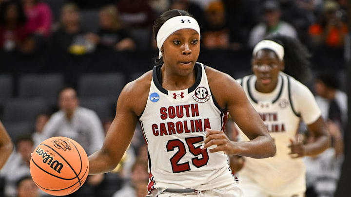 Mar 28, 2026; Sacramento, CA, USA; South Carolina Gamecocks guard Raven Johnson (25) controls the ball against the Oklahoma Sooners during the first quarter of the Sweet Sixteen game of the Sacramento Regional 4 of the women's 2026 NCAA Tournament at Golden 1 Center. Mandatory Credit: Ed Szczepanski-Imagn Images