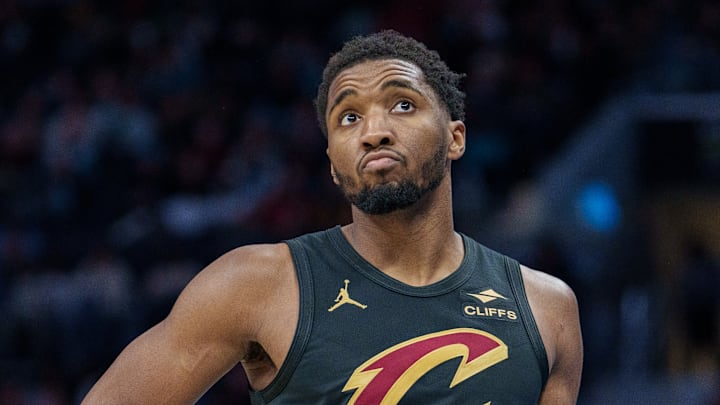 Cleveland Cavaliers v Charlotte Hornets Cleveland Cavaliers v Charlotte Hornets