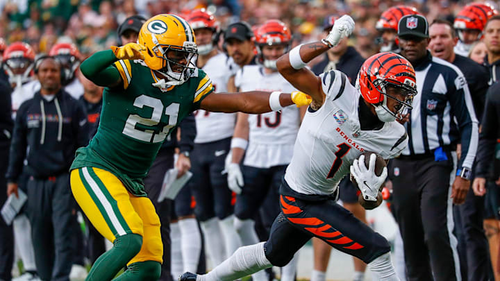 Green Bay Packers cornerback Nate Hobbs (21) forces Cincinnati Bengals wide receiver Ja'Marr Chase (1) out of bounds on Sunday, October 12, 2025, at Lambeau Field in Green Bay, Wis. The Packers won the game, 27-18.
Tork Mason/USA TODAY NETWORK-Wisconsin