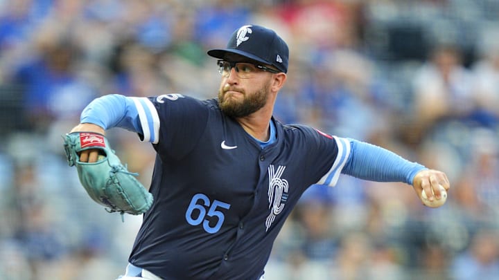 Aug 15, 2025; Kansas City, Missouri, USA; Kansas City Royals starting pitcher Noah Cameron (65) pitches during the first inning against the Chicago White Sox at Kauffman Stadium. Mandatory Credit: Jay Biggerstaff-Imagn Images Aug 15, 2025; Kansas City, Missouri, USA; Kansas City Royals starting pitcher Noah Cameron (65) pitches during the first inning against the Chicago White Sox at Kauffman Stadium. Mandatory Credit: Jay Biggerstaff-Imagn Images