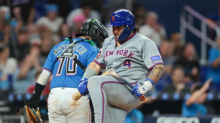 The New York Mets completed their stunning collapse on Sunday afternoon. 