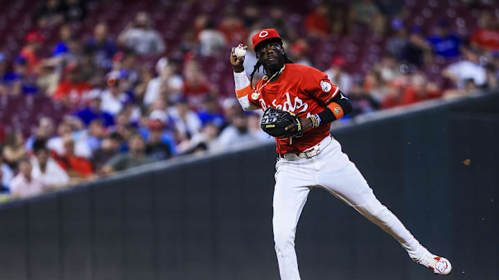 Sep 18, 2025; Cincinnati, Ohio, USA; Cincinnati Reds shortstop Elly De La Cruz (44) throws to first to get Chicago Cubs shortstop Dansby Swanson (not pictured) out in the eighth inning at Great American Ball Park. Mandatory Credit: Katie Stratman-Imagn Images