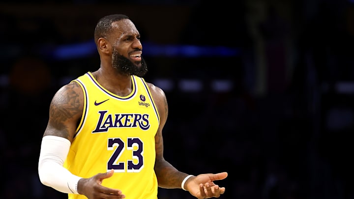 Detroit Pistons v Los Angeles Lakers