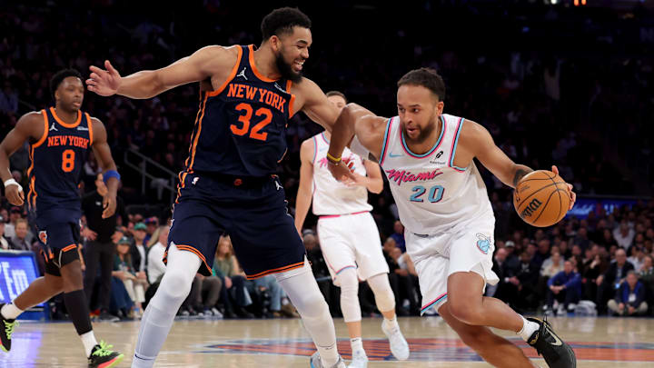 Mar 17, 2025; New York, New York, USA; Miami Heat forward Kyle Anderson (20) drives to the basket against New York Knicks center Karl-Anthony Towns (32) during the fourth quarter at Madison Square Garden. Mandatory Credit: Brad Penner-Imagn Images Mar 17, 2025; New York, New York, USA; Miami Heat forward Kyle Anderson (20) drives to the basket against New York Knicks center Karl-Anthony Towns (32) during the fourth quarter at Madison Square Garden. Mandatory Credit: Brad Penner-Imagn Images
