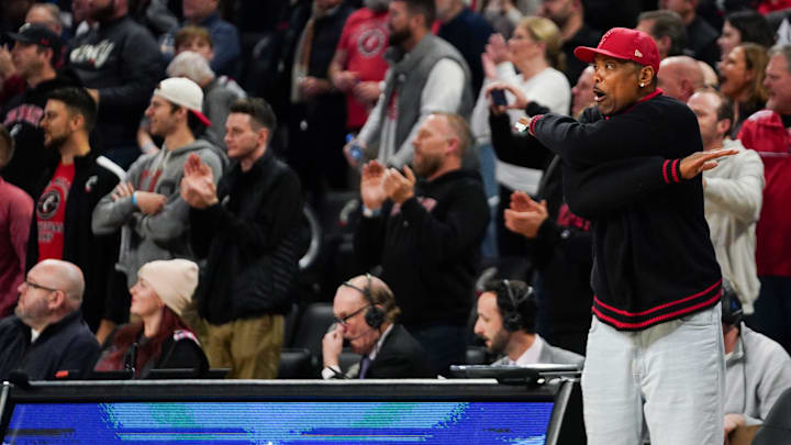 Former Cincinnati Bearcats men’s basketball player Corie Blount reacts to a call in the second half of a NCAA men’s basketball game between the Cincinnati Bearcats and Utah Utes, Tuesday, Feb. 11, 2025, at Fifth Third Arena in Cincinnati. Bearcats won 85-75. Former Cincinnati Bearcats men’s basketball player Corie Blount reacts to a call in the second half of a NCAA men’s basketball game between the Cincinnati Bearcats and Utah Utes, Tuesday, Feb. 11, 2025, at Fifth Third Arena in Cincinnati. Bearcats won 85-75.
