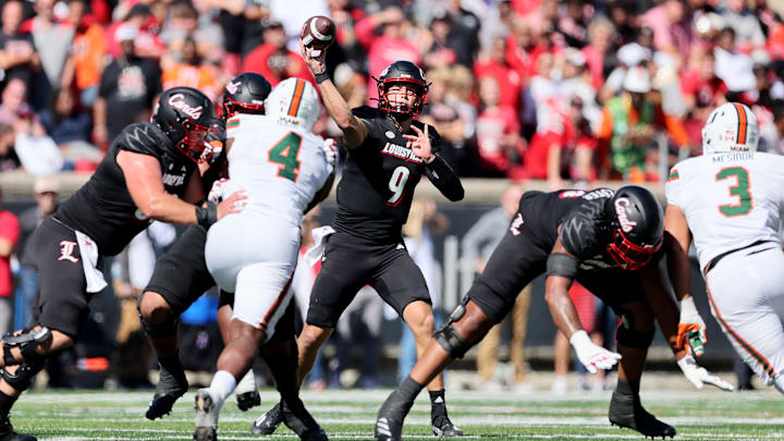 Miami v Louisville