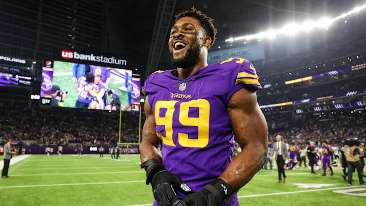 Nov 24, 2022; Minneapolis, Minnesota, USA; Minnesota Vikings linebacker Danielle Hunter (99).
