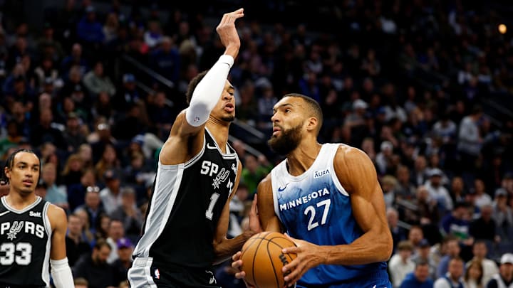 San Antonio Spurs v Minnesota Timberwolves