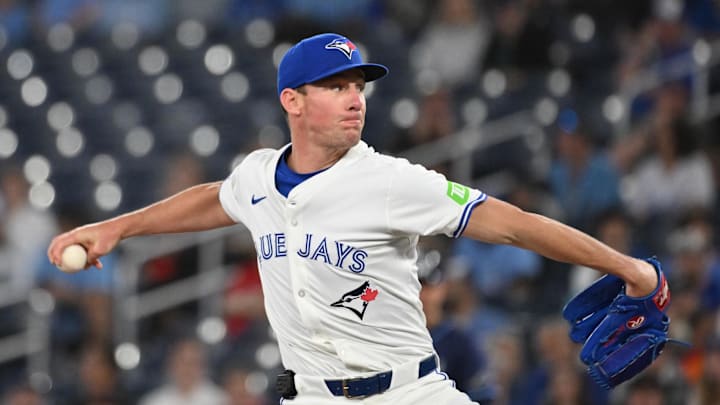 Chris Bassitt has shown solid command with his walk rates, so we're taking the Under on his walks prop against an aggressive Cardinals lineup on Tuesday.