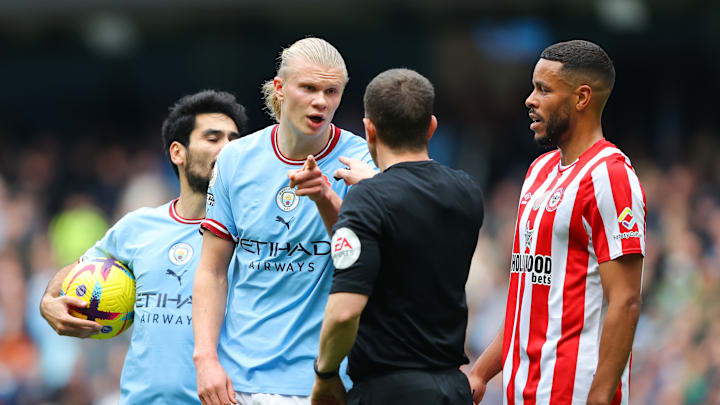 Manchester City v Brentford FC - Premier League