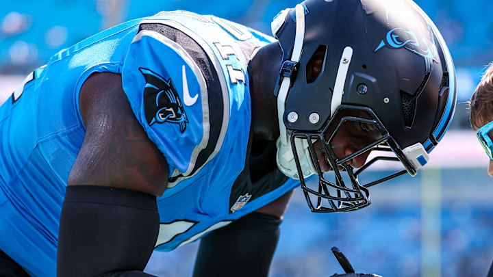 Carolina Panthers outside linebacker Nic Scourton