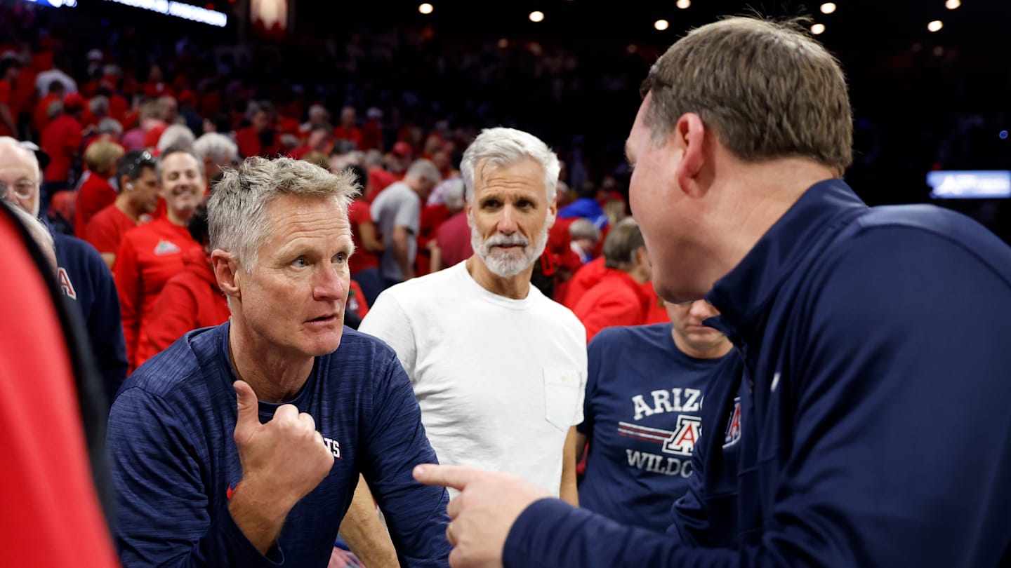 Steve Kerr texted Tommy Lloyd asking what happened on blown 3-on-1