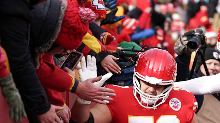 Dec 24, 2022; Kansas City, Missouri, USA; Kansas City Chiefs guard Nick Allegretti (73) greets fans