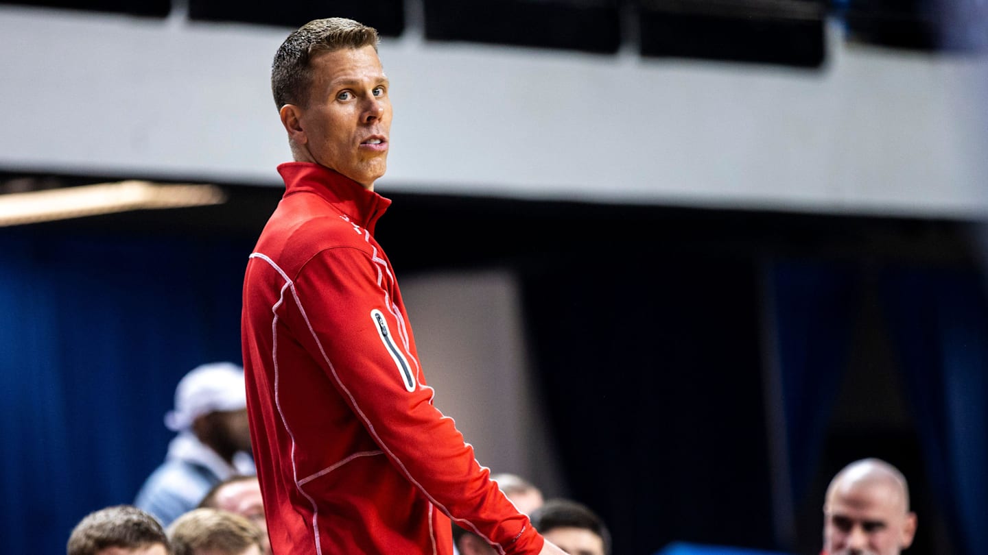 Iowa High School Boys Basketball Coach Steps Down After Winning Title