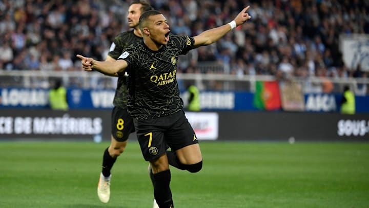 Mbappe now has 28 goals in Ligue 1 this season Mbappe now has 28 goals in Ligue 1 this season