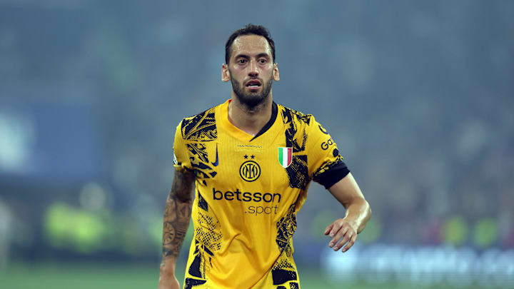 Hakan Calhanoglu könnte Inter verlassen