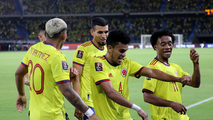 Colombia v Chile - FIFA World Cup 2022 Qatar Qualifier