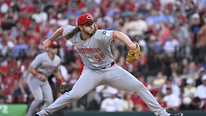 Jun 20, 2025; St. Louis, Missouri, USA; Cincinnati Reds relief pitcher Scott Barlow (58) delivers a pitch against the St. Louis Cardinals in the seventh inning at Busch Stadium. Mandatory Credit: Joe Puetz-Imagn Images