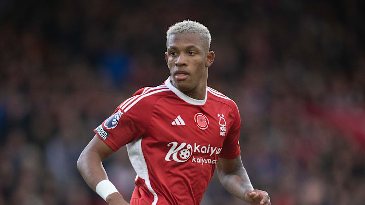 Danilo é o novo alvo do Botafogo na janela de transferências