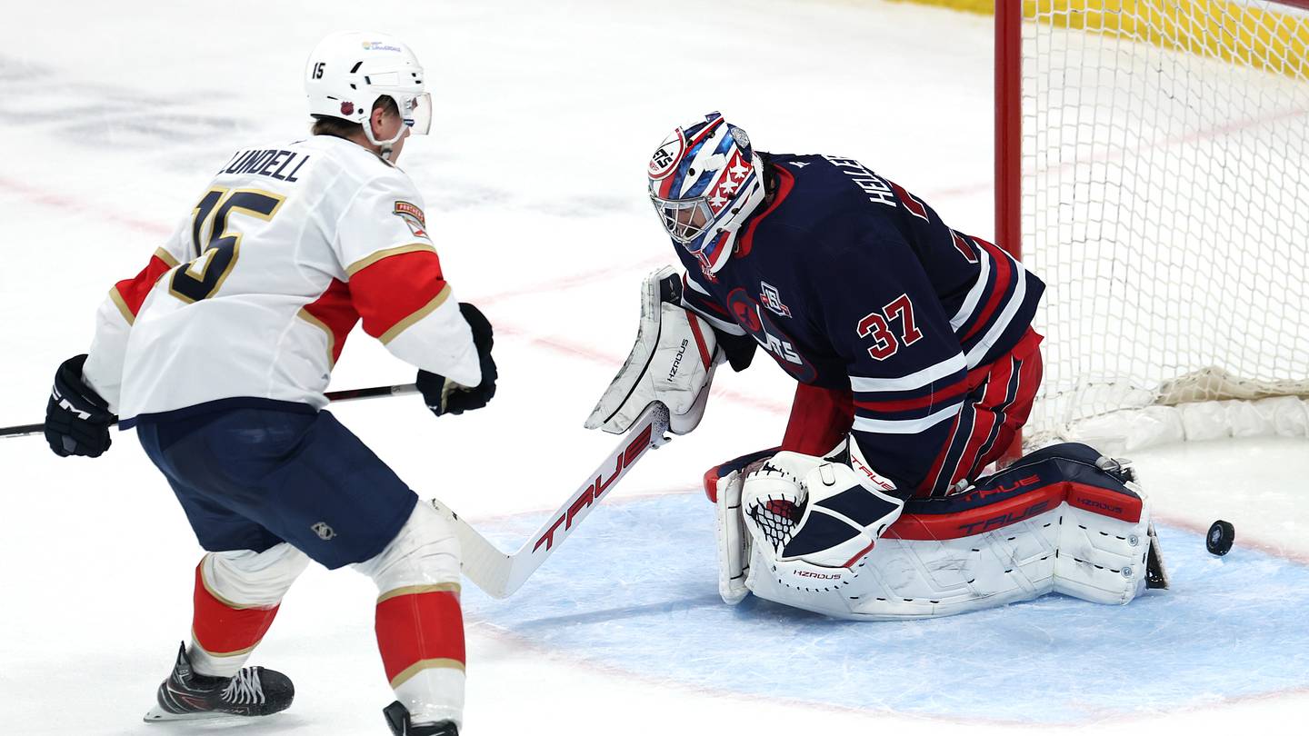 A Connor Hellebuyck trade proposal that should terrify Maple Leafs fans