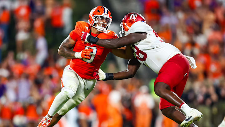 T.J. Parker could be a great addition for the Titans 