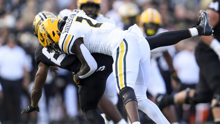 Sep 30, 2023; Nashville, Tennessee, USA; Missouri Tigers defensive back Ennis Rakestraw Jr. (2). Sep 30, 2023; Nashville, Tennessee, USA; Missouri Tigers defensive back Ennis Rakestraw Jr. (2).