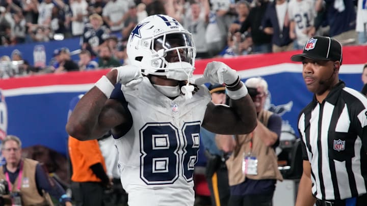 Sep 26, 2024; East Rutherford, New Jersey, USA; Dallas Cowboys wide receiver CeeDee Lamb (88) celebrates after a a touchdown against the Giants in the first half at MetLife Stadium. Mandatory Credit: Robert Deutsch-Imagn Images
