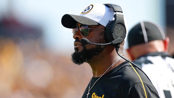 Los Angeles Chargers v Pittsburgh Steelers
