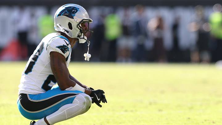 Sep 27, 2026; Cleveland, Ohio, USA; Carolina Panthers cornerback Akayleb Evans (29) reacts to an injury of cornerback Jaycee Horn (not pictured) during the fourth quarter against the Cleveland Browns at Huntington Bank Field. Mandatory Credit: Scott Galvin-Imagn Images Sep 27, 2026; Cleveland, Ohio, USA; Carolina Panthers cornerback Akayleb Evans (29) reacts to an injury of cornerback Jaycee Horn (not pictured) during the fourth quarter against the Cleveland Browns at Huntington Bank Field. Mandatory Credit: Scott Galvin-Imagn Images