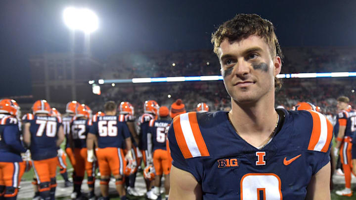 Nov 16, 2024; Champaign, Illinois, USA;  Illinois Fighting Illini quarterback Luke Altmyer (9) during the second half against the Michigan State Spartans at Memorial Stadium. Mandatory Credit: Ron Johnson-Imagn Images