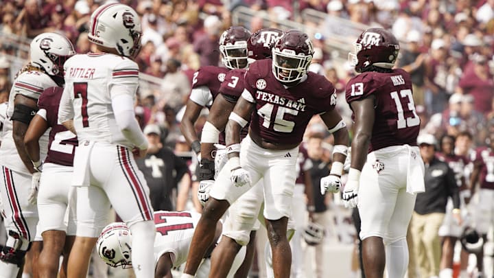 Oct 28, 2023; College Station, Texas, USA; Texas A&M Aggies linebacker Edgerrin Cooper (45)