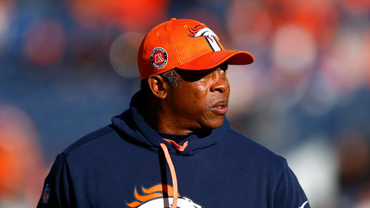 Indianapolis Colts v Denver Broncos