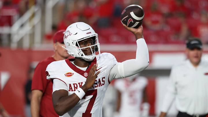 Sep 12, 2026; Salt Lake City, Utah, USA; Arkansas Razorbacks quarterback KJ Jackson (7) warms up before a game against the Utah Utes at Rice-Eccles Stadium. Mandatory Credit: Rob Gray-Imagn Images Sep 12, 2026; Salt Lake City, Utah, USA; Arkansas Razorbacks quarterback KJ Jackson (7) warms up before a game against the Utah Utes at Rice-Eccles Stadium. Mandatory Credit: Rob Gray-Imagn Images