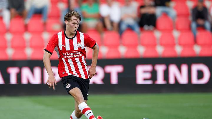 Van den Berg is Celtic-bound Van den Berg is Celtic-bound