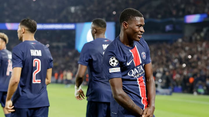 Paris Saint Germain v Girona - UEFA Champions League