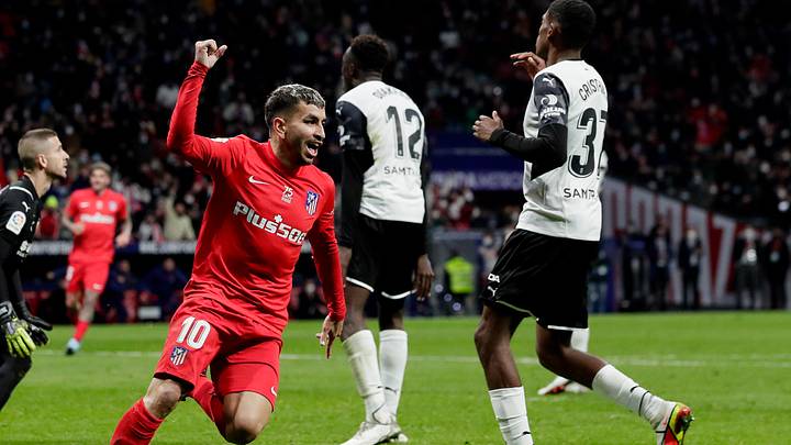 Atletico Madrid v Valencia - La Liga Santander