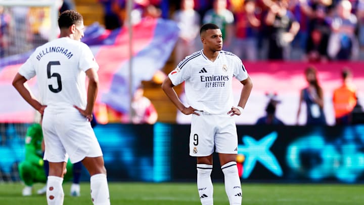 Kylian Mbappe et Jude Bellingham, déçus lors du match FC Barcelona v Real Madrid - LaLiga 