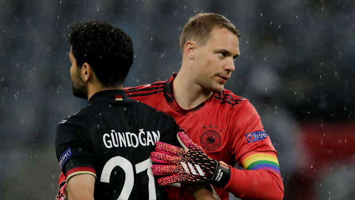 Ilkay Gündogan und Manuel Neuer Ilkay Gündogan und Manuel Neuer