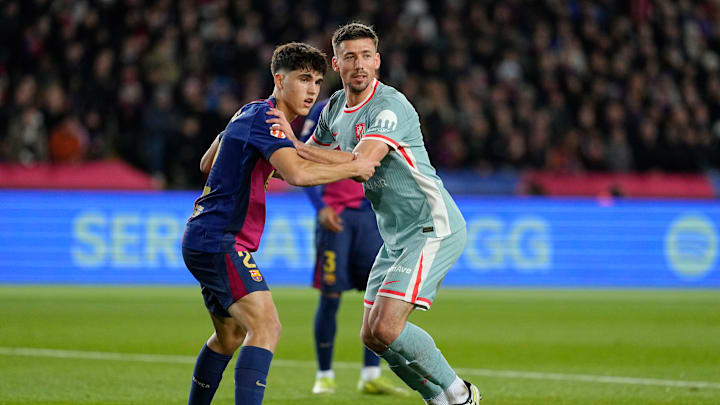 Pau Cubarsi (l.) gegen Clement Lenglet