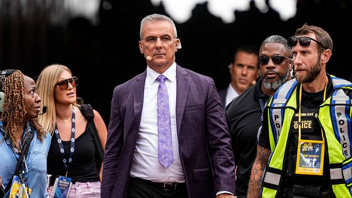 Coaching legend turned FOX Sports analyst Urban Meyer made a surprising pair of omissions from his list of national title contenders. Coaching legend turned FOX Sports analyst Urban Meyer made a surprising pair of omissions from his list of national title contenders.