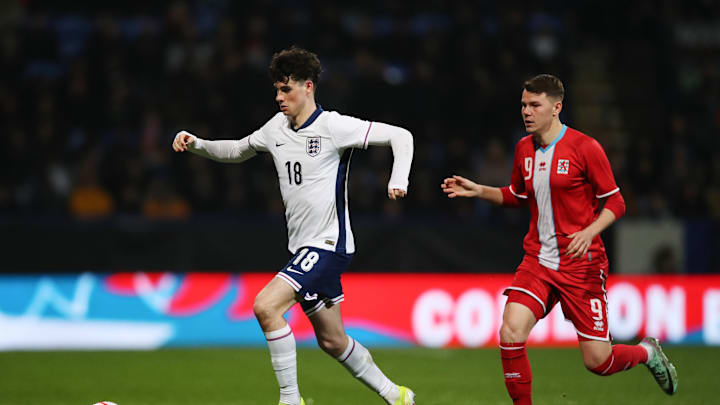 Archie Gray in England U21 action