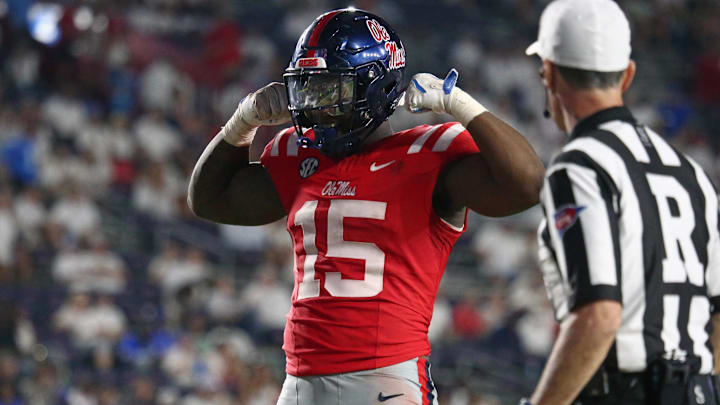 Transfer Da'Shawn Womack headlines Auburn's edge rusher room.