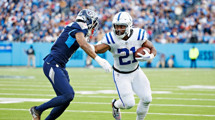 Indianapolis Colts v Tennessee Titans