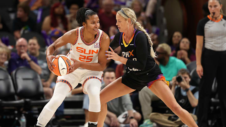 Connecticut Sun v Phoenix Mercury